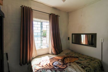 Quarto 1 de apartamento para alugar com 2 quartos, 43m² em Guajuviras, Canoas