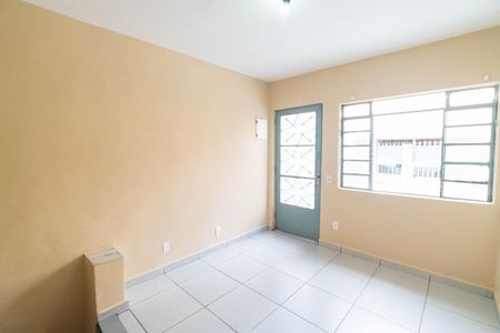 Casa para alugar com 2 quartos, 80m² em Vila Fachini, São Paulo