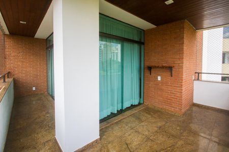 Apartamento à venda com 3 quartos, 183m² em Parque Colonial, São Paulo