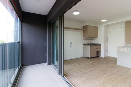 Varanda de kitnet/studio para alugar com 1 quarto, 32m² em Pompeia, São Paulo