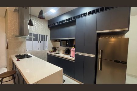 Sala - Sala de Jantar - Cozinha de casa à venda com 4 quartos, 225m² em Vila Alzira, Santo André