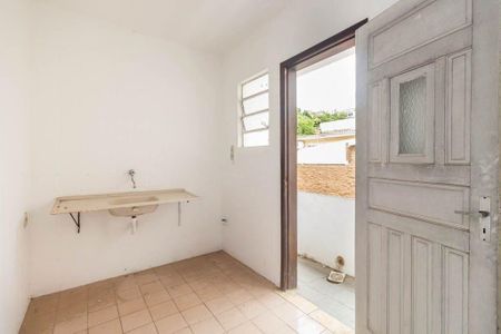 Cozinha de apartamento para alugar com 2 quartos, 70m² em Nonoai, Porto Alegre