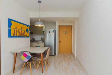 Sala de apartamento para alugar com 1 quarto, 45m² em Petrópolis, Porto Alegre