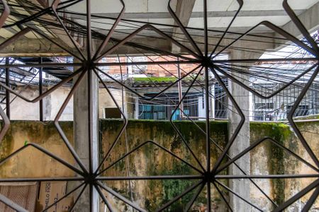 Vista do Quarto de casa para alugar com 1 quarto, 50m² em Vigário Geral, Rio de Janeiro