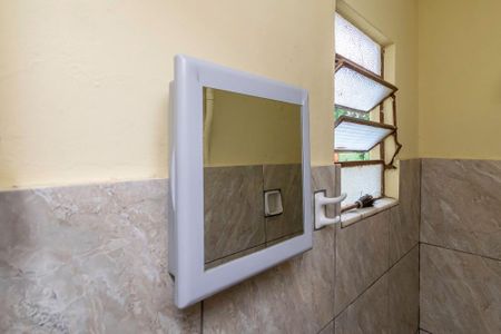 Banheiro de casa para alugar com 1 quarto, 50m² em Vigário Geral, Rio de Janeiro