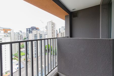 Varanda de kitnet/studio para alugar com 1 quarto, 27m² em Brooklin, São Paulo
