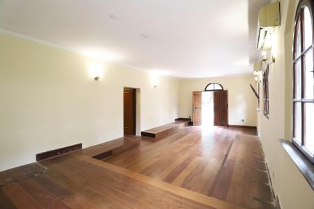 Sala 1 de casa para alugar com 14 quartos, 3884m² em Vila Albertina, São Paulo