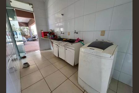Casa para alugar com 3 quartos, 271m² em Bandeirantes (pampulha), Belo Horizonte