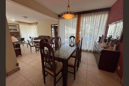 Casa para alugar com 3 quartos, 271m² em Bandeirantes (pampulha), Belo Horizonte