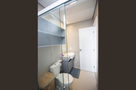 Banheiro da Suíte de apartamento para alugar com 1 quarto, 32m² em Beatriz, Contagem