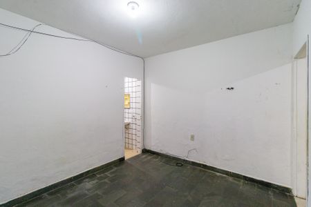 Casa para alugar com 1 quarto, 32m² em Vila Suzana, São Paulo