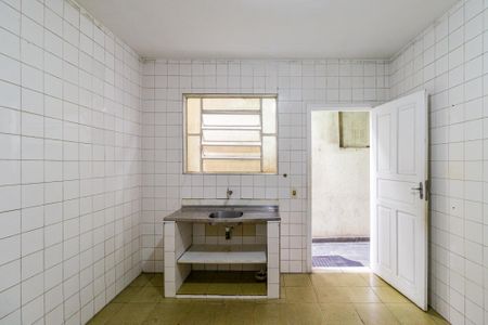 Casa para alugar com 1 quarto, 32m² em Vila Suzana, São Paulo