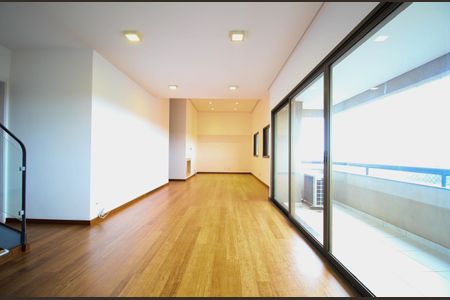 Apartamento à venda com 3 quartos, 342m² em Vila Progredior, São Paulo