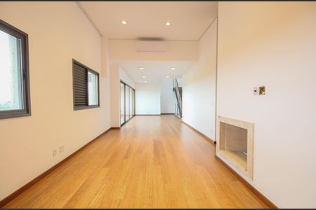 Apartamento à venda com 3 quartos, 342m² em Vila Progredior, São Paulo