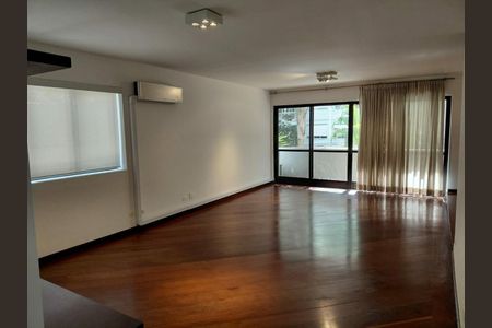 Apartamento para alugar com 3 quartos, 220m² em Sumaré, São Paulo