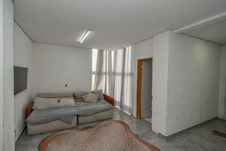 Sala de Estar de casa para alugar com 5 quartos, 510m² em Parque Olívio Franceschini, Hortolândia