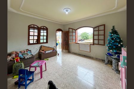 Casa para alugar com 5 quartos, 365m² em Rio Branco, Belo Horizonte