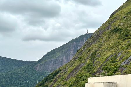 Apartamento para alugar com 2 quartos, 227m² em Copacabana, Rio de Janeiro