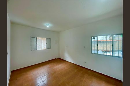 Quarto de casa para alugar com 1 quarto, 60m² em Camargos, Guarulhos