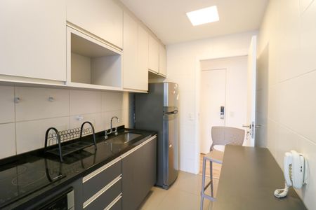 Cozinha de apartamento para alugar com 1 quarto, 62m² em Vila Gertrudes, São Paulo