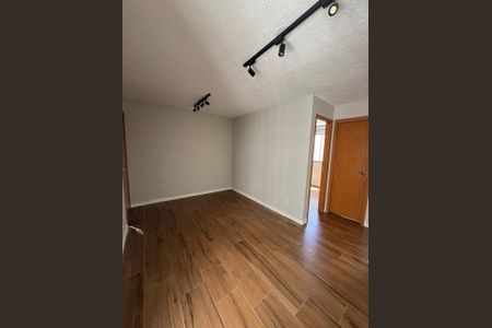 Apartamento à venda com 2 quartos, 44m² em São José, Canoas