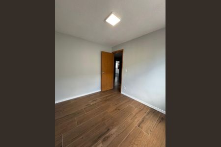 Apartamento à venda com 2 quartos, 44m² em São José, Canoas