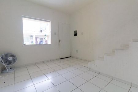 Sala de casa de condomínio à venda com 2 quartos, 56m² em Vila Silvia, São Paulo