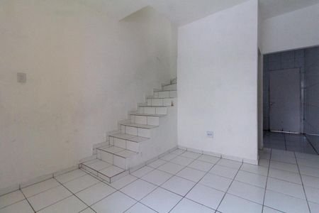 Sala de casa de condomínio à venda com 2 quartos, 56m² em Vila Silvia, São Paulo