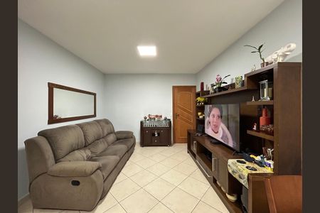 Sala de apartamento para alugar com 3 quartos, 75m² em Vila Amélia, São Paulo