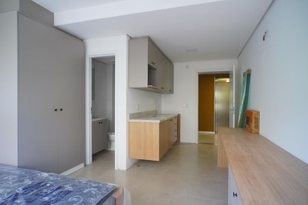 Sala _Quarto de kitnet/studio para alugar com 1 quarto, 23m² em Independência, Porto Alegre
