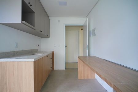 Cozinha de kitnet/studio para alugar com 1 quarto, 42m² em Independência, Porto Alegre
