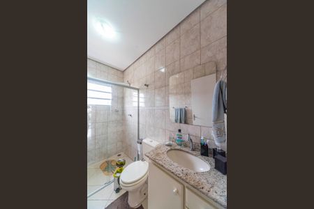 Banheiro de apartamento à venda com 2 quartos, 60m² em Centreville, Santo André