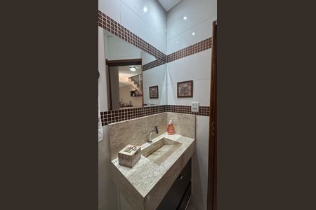 Lavabo de casa à venda com 3 quartos, 225m² em Jardim Santo André, Santo André