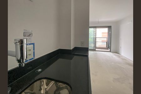 Cozinha de kitnet/studio para alugar com 1 quarto, 21m² em Itaim Bibi, São Paulo