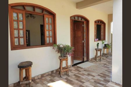 Foto 02 de casa à venda com 3 quartos, 125m² em Recanto da Lagoa, Lagoa Santa