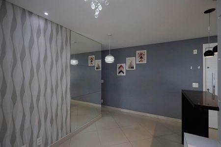 Sala de apartamento à venda com 2 quartos, 48m² em Parque Edu Chaves, São Paulo