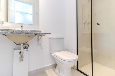 Banheiro de kitnet/studio à venda com 1 quarto, 24m² em Centro Histórico de São Paulo, São Paulo