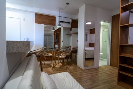 Sala de kitnet/studio para alugar com 1 quarto, 38m² em Jardim Portal da Colina, Sorocaba