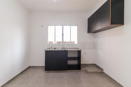 Sala / Cozinha de kitnet/studio para alugar com 1 quarto, 28m² em Jardim Bonfiglioli, São Paulo
