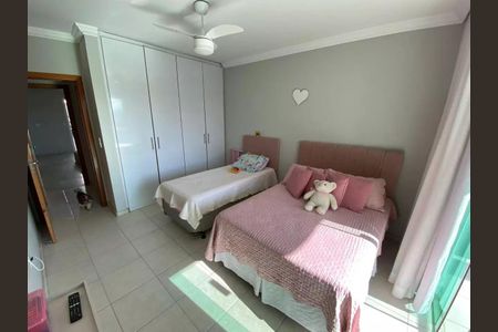 Casa para alugar com 3 quartos, 292m² em Ouro Preto, Belo Horizonte