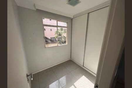 Apartamento à venda com 3 quartos, 70m² em Vila Ermelinda, Belo Horizonte