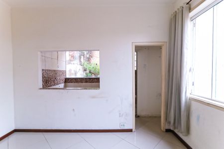 Sala de apartamento para alugar com 1 quarto, 35m² em Piedade, Rio de Janeiro
