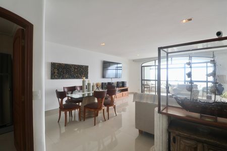 Sala de apartamento para alugar com 4 quartos, 287m² em Centro, Guarujá