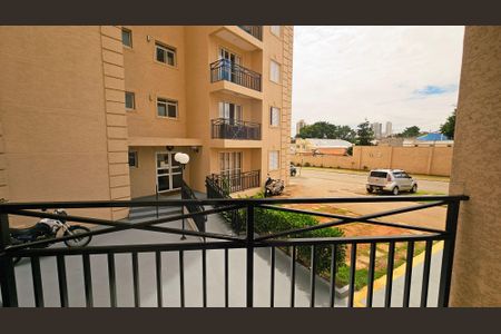 Vista da Sala de apartamento à venda com 2 quartos, 58m² em Vila Nova Esperia, Jundiaí