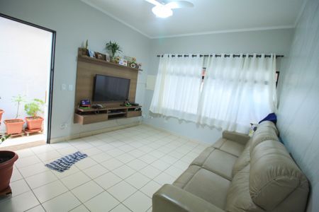 Sala de casa à venda com 4 quartos, 94m² em Vila Regente Feijó, São Paulo