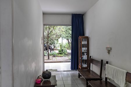 Sala de casa para alugar com 2 quartos, 145m² em Camargos, Belo Horizonte
