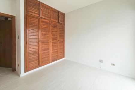 Quarto 1 de apartamento para alugar com 4 quartos, 210m² em Sítio Paecara (vicente de Carvalho), Guarujá