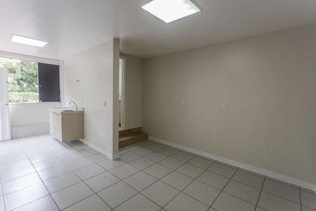 Sala/Quarto de kitnet/studio para alugar com 1 quarto, 28m² em Ipiranga, Belo Horizonte