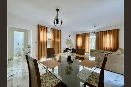 Sala de casa à venda com 4 quartos, 186m² em Jardim Chapadão, Campinas