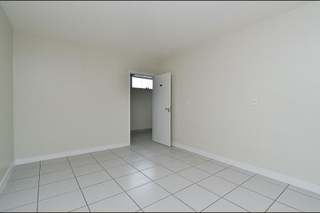 Quarto de kitnet/studio para alugar com 1 quarto, 28m² em Ipiranga, Belo Horizonte